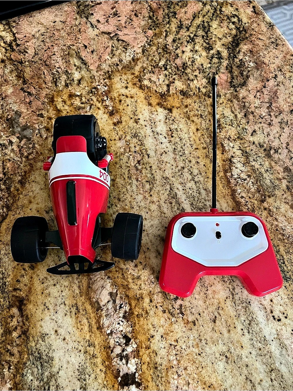 Sharper Image Phantom Racer Trike Red & Black RC Car